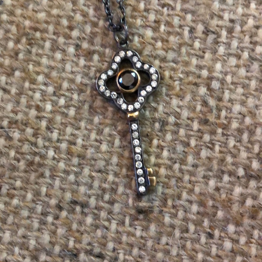 Necklace - Picture 2 of 2